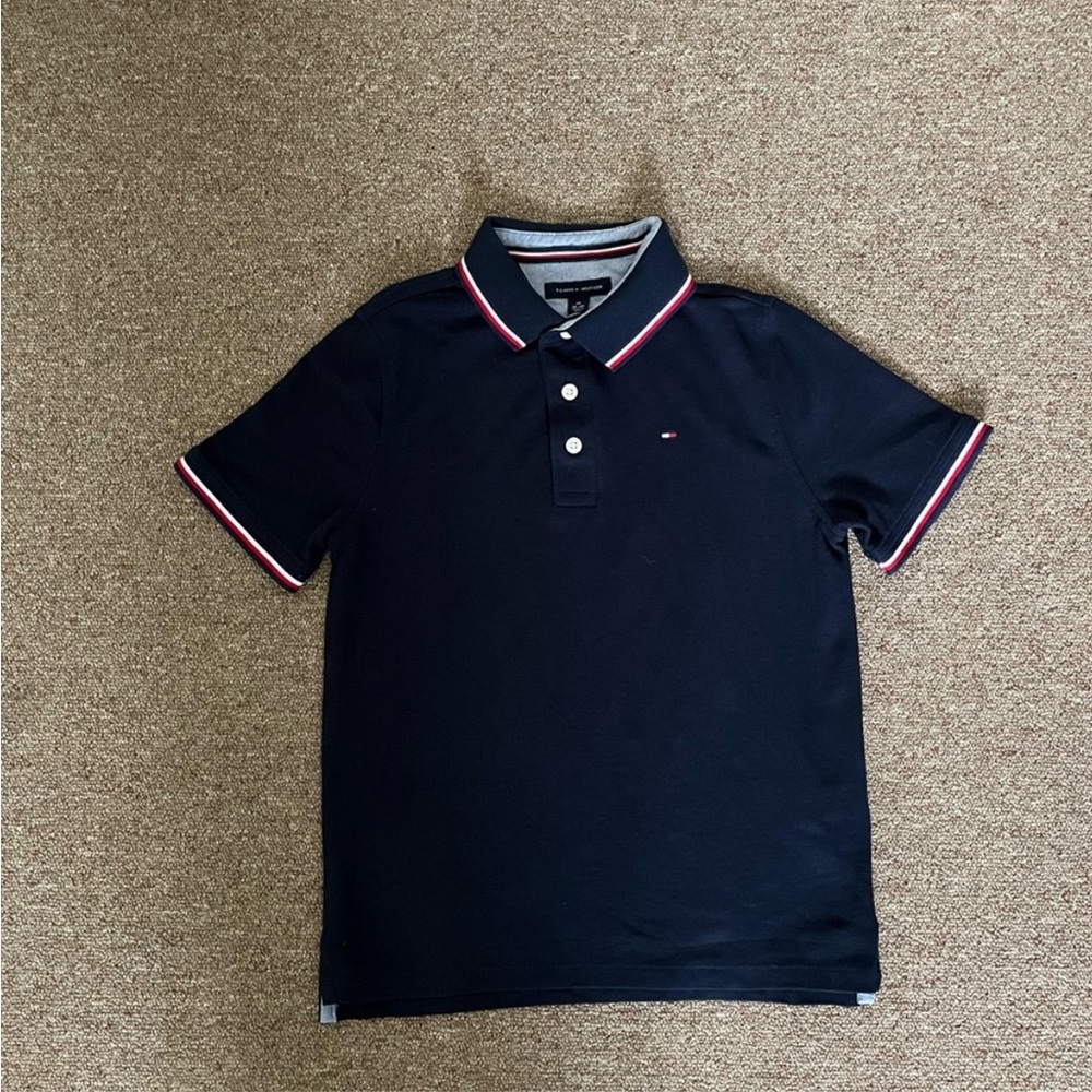 BUNDLE - Kids Tommy Hilfiger Polo Shirts & Sweater - Picture 5 of 7